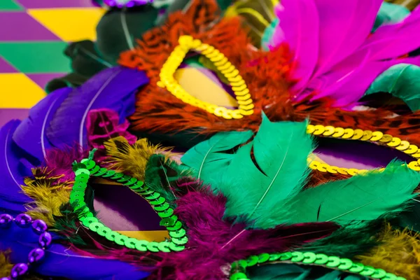 Многоцветные украшения для Марди-Гра — стоковое фото