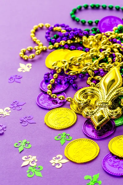 Mångfärgade dekorationer för Mardi Gras part — Stockfoto