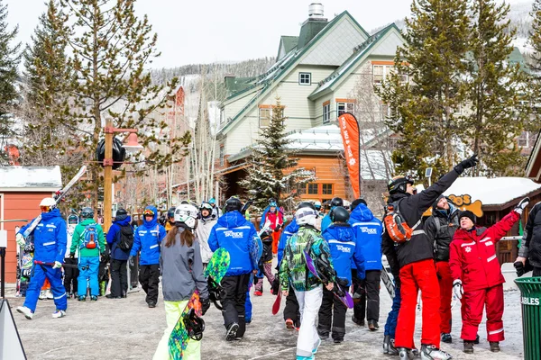 Ski resort i slutet av säsongen — Stockfoto