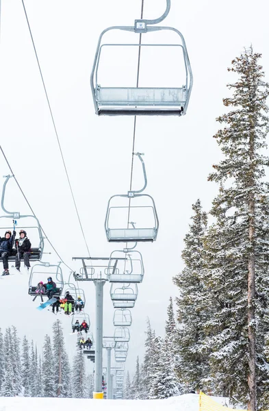 Ski resort at the end of the season — Stock Photo, Image