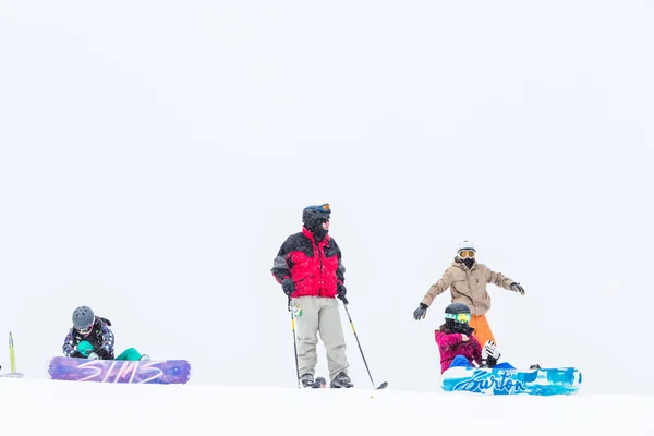 在结束了本赛季的滑雪胜地 — 图库照片