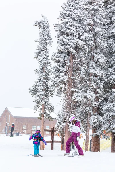 Ski resort at the end of the season — Stock Photo, Image