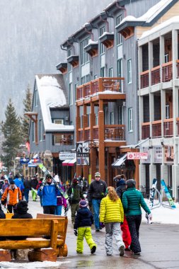 Kayak Merkezi, sezon sonunda turist