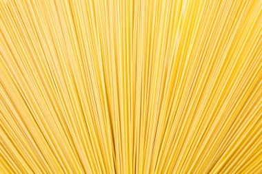 Organik sarı spagetti makarna