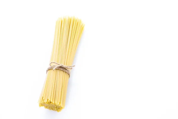 Pasta de espaguetis amarillos ecológicos — Foto de Stock