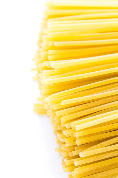 Pasta de espaguetis amarillos ecológicos — Foto de Stock