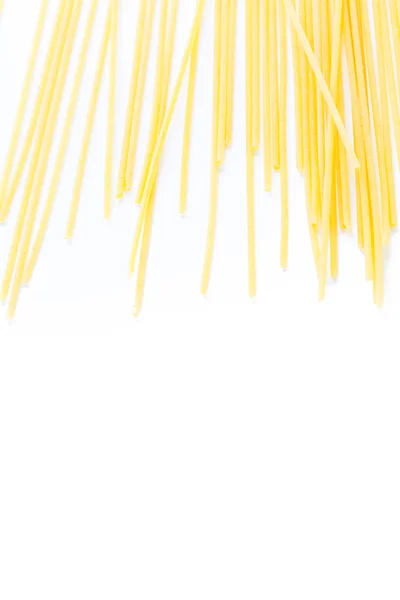 Organic yellow spaghetti pasta — Stock Photo, Image