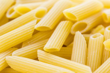 Organik sarı rigate makarna
