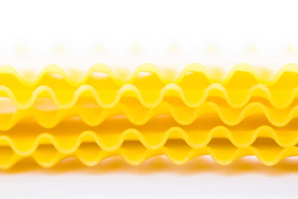 Ekologisk gul lasagne pasta — Stockfoto