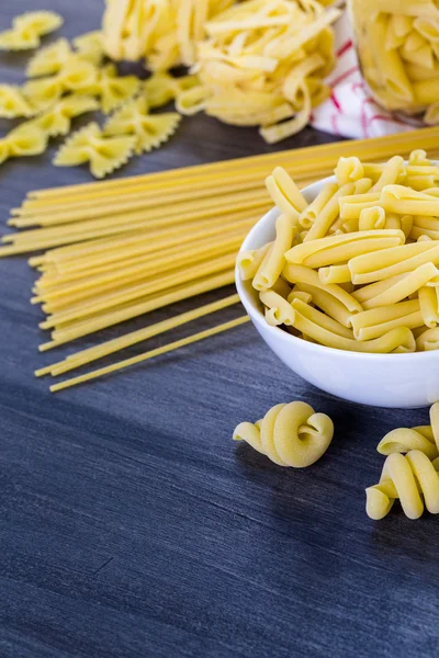 Variedad de pasta seca orgánica — Foto de Stock