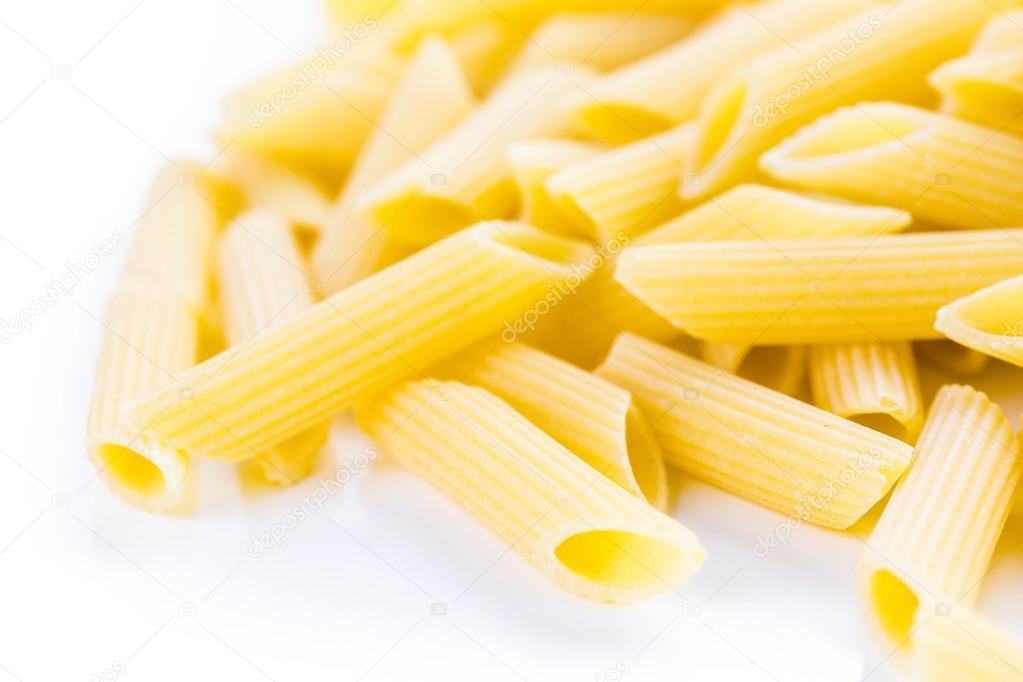 Organic yellow rigate pasta