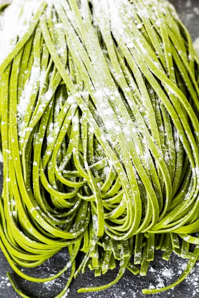 Hausgemachte Linguine Pasta — Stockfoto