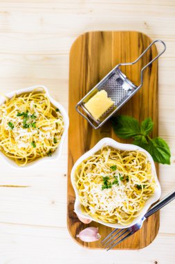 peynir ve biber spagetti