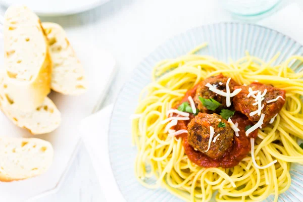 Zelfgemaakte Italiaanse gehaktballen — Stockfoto