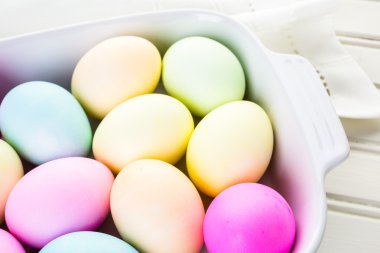 boyalı Paskalya yumurtaları