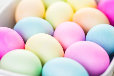 boyalı Paskalya yumurtaları