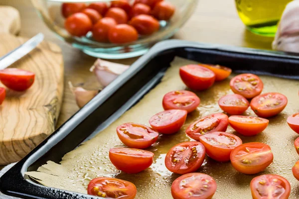 Roasted cherry tomatoes — Stock Photo, Image