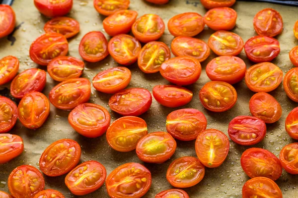 Roasted cherry tomatoes — Stock Photo, Image