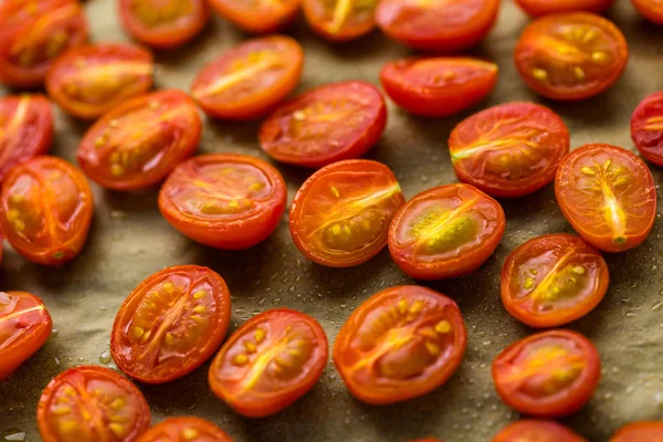 Roasted cherry tomatoes — Stock Photo, Image