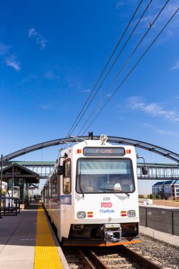 hafif raylı sistem istasyonu