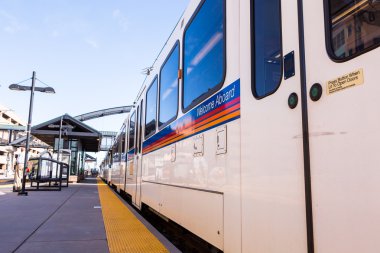 hafif raylı sistem istasyonu