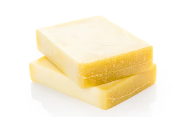 Välsmakande gruyere ost — Stockfoto