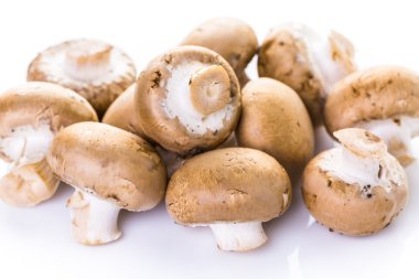 Bebeği bella mantar