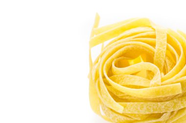 Fettuccine makarna yuvalar