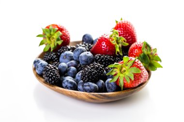 Organik taze karışık meyve