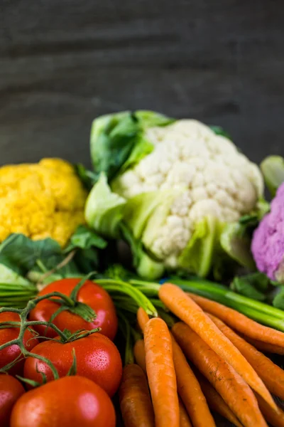 Produtos hortícolas biológicos frescos — Fotografia de Stock