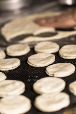 İtalyan köfte kaydırıcıları için ekmek