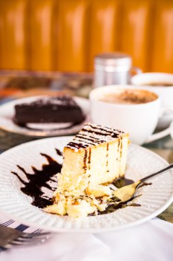 Taze İtalyan Bailey's cheesecake