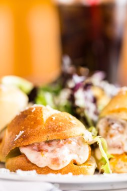 Taze İtalyan köfte kaydırıcıları