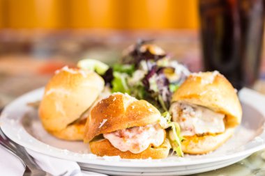 Taze İtalyan köfte kaydırıcıları