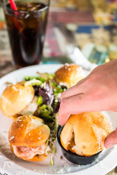 Färska italienska meatball reglagen — Stockfoto