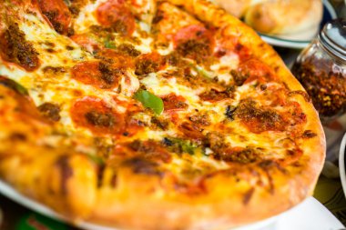 Yeni açılan pizza