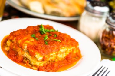 taze ev yapımı lazanya
