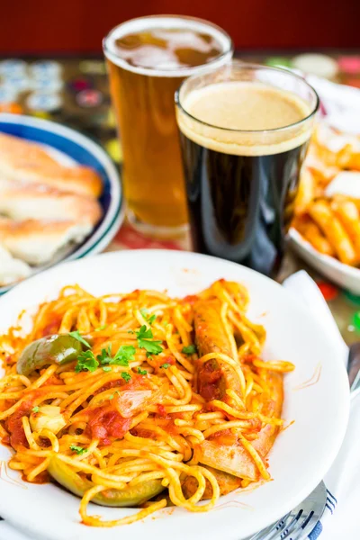 Sabrosa Pasta con salchicha —  Fotos de Stock