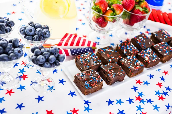 Desserts on the table for July 4th party. — Stock Photo, Image