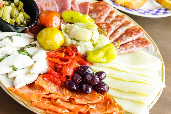 Appetizers plate with antipasto — Stock Photo, Image