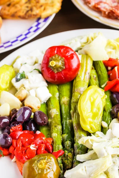 Appetizers plate with vegetarian antipasto — Stock Photo, Image