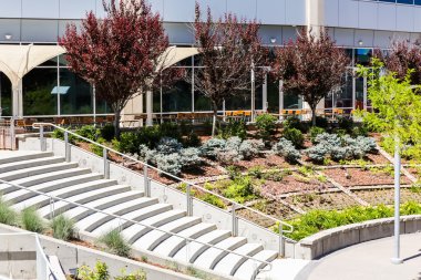 hafif raylı sistem istasyonu