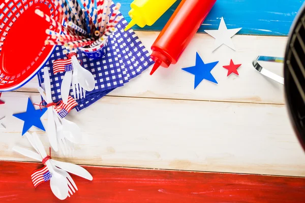 White, blue and red decorations for July 4th barbecue — Stock Photo, Image