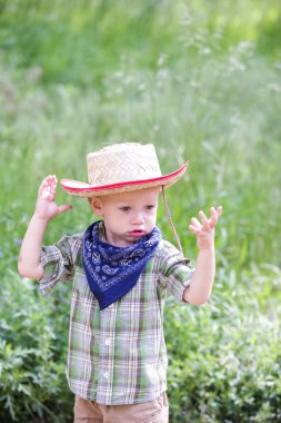 sevimli küçük çocuk parkı