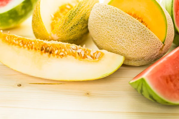 Vielfalt an Bio-Melonen — Stockfoto