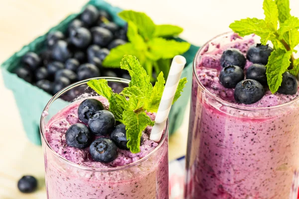 Taze Blueberry smoothie — Stok fotoğraf