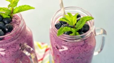 taze organik blueberry smoothie