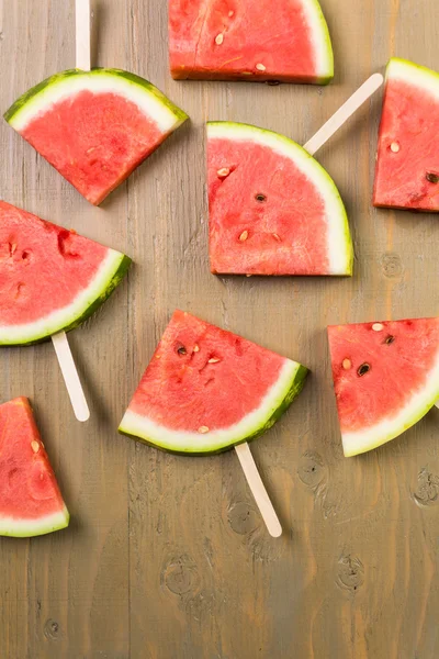 Leckere Wassermelonen Scheiben Eis am Stiel — Stockfoto