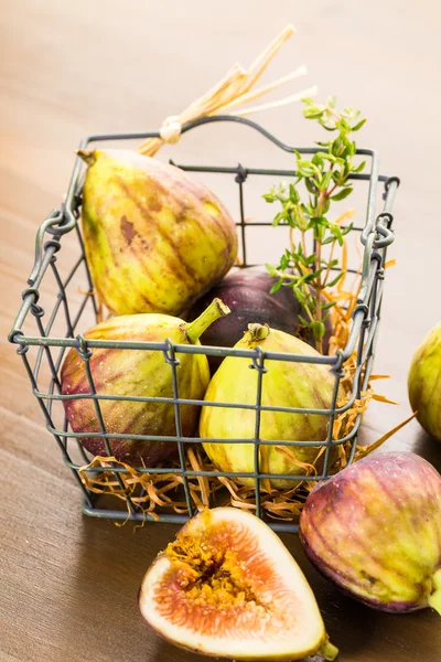 Organic California figs — Stock Photo, Image