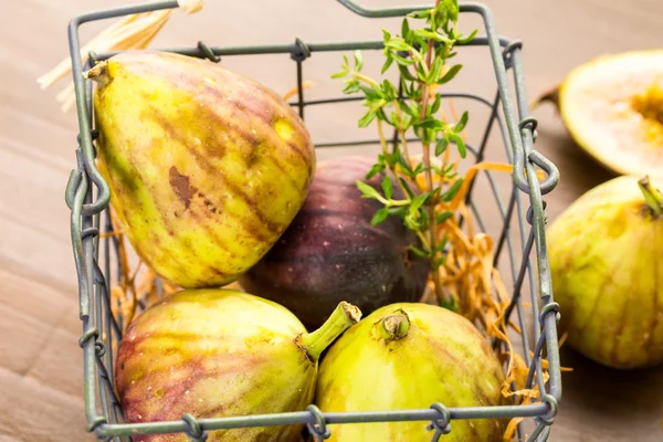 Organic California figs — Stock Photo, Image